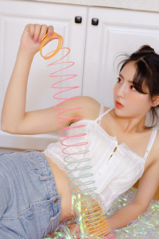 按摩店里的女大学生